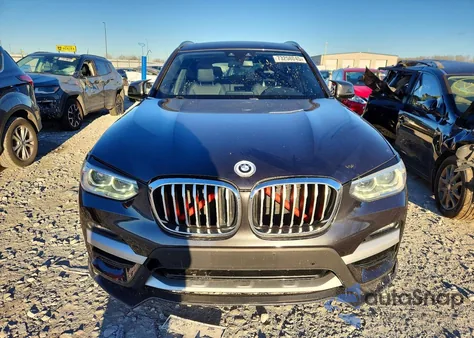 2021 BMW X3 Sdrive30I z USA, uszkodzony, nr VIN 5UXTY3C07M9F93197